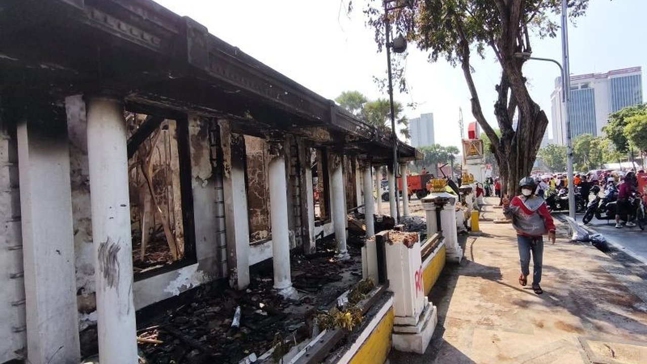 Setelah kericuhan melanda, warga Surabaya mendesak agar Kondusif Surabaya segera pulih. Apa dampak nyata yang dirasakan masyarakat hingga aktivitas terhenti?