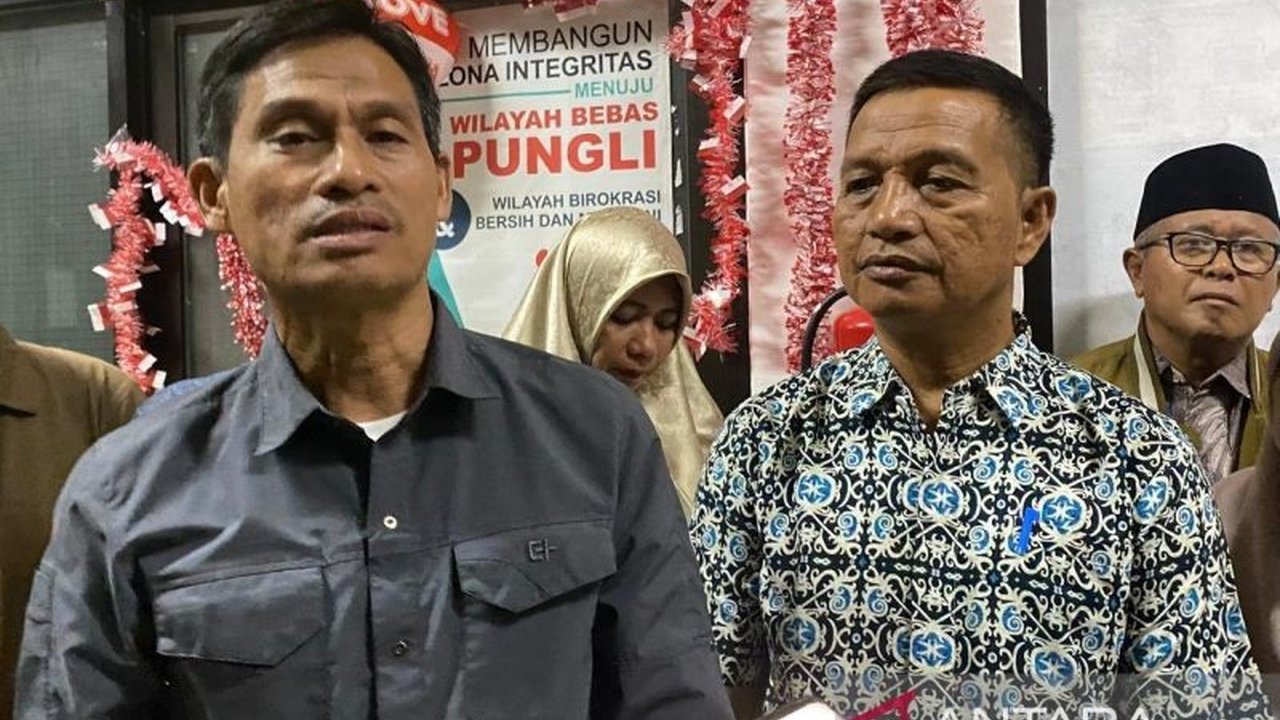 Dinas Pendidikan Sultra terapkan Belajar Mandiri Sultra selama 3 hari bagi pelajar SMA/SMK/SLB. Kebijakan ini bukan libur total, melainkan antisipasi demo di Kendari. Bagaimana prosesnya?