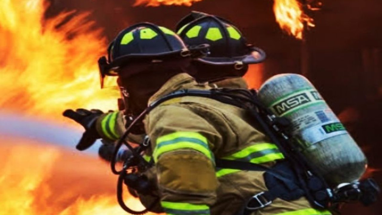 Ratusan unit mobil Balakar Banjarmasin siaga penuh menghadapi potensi demonstrasi di DPRD Kalsel. Apa saja persiapan mereka untuk menjaga Kamtibmas?