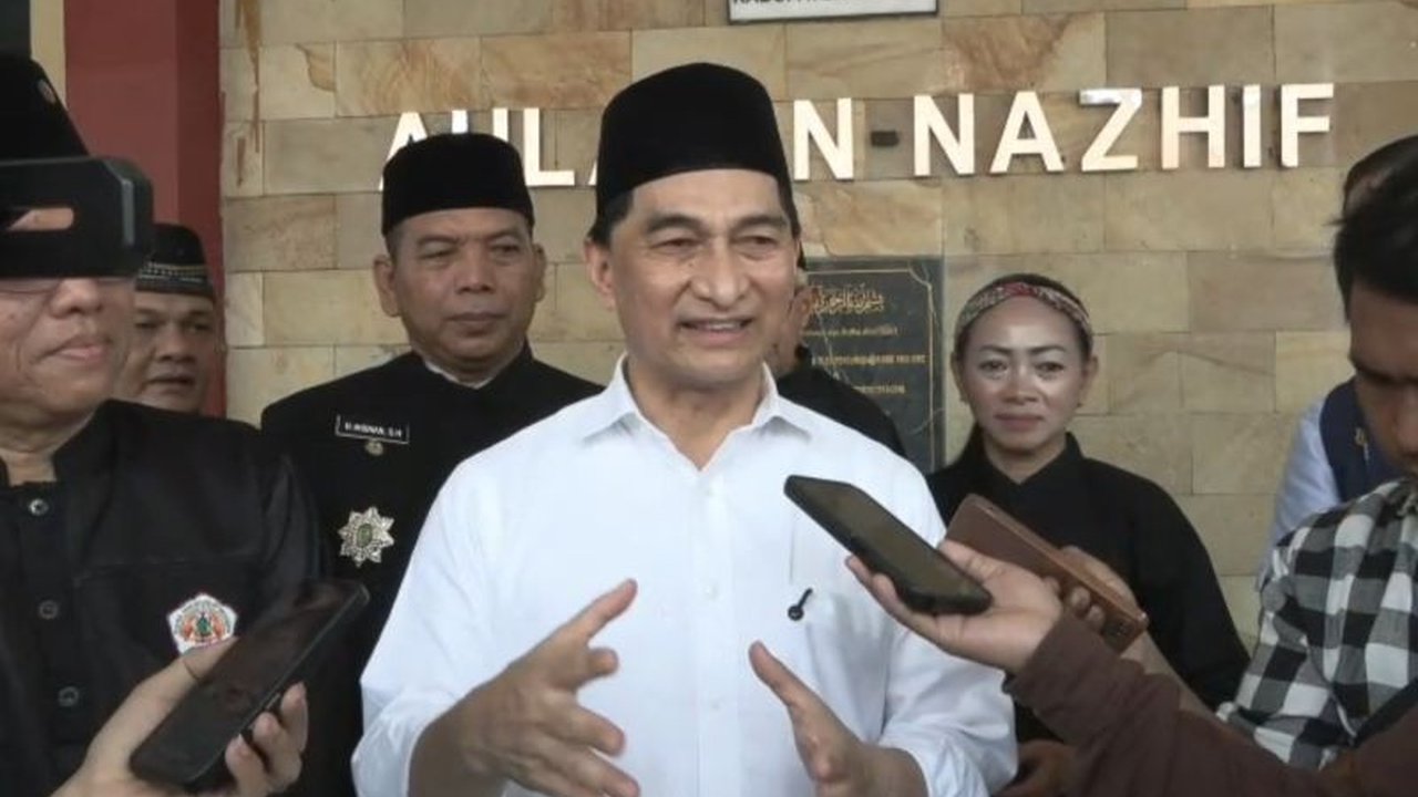 Wakil Gubernur Banten A Dimyati Natakusumah secara tegas meminta pembatalan MoU impor sampah ke TPA Bangkonol, mengungkap alasan di balik keputusan penting ini.