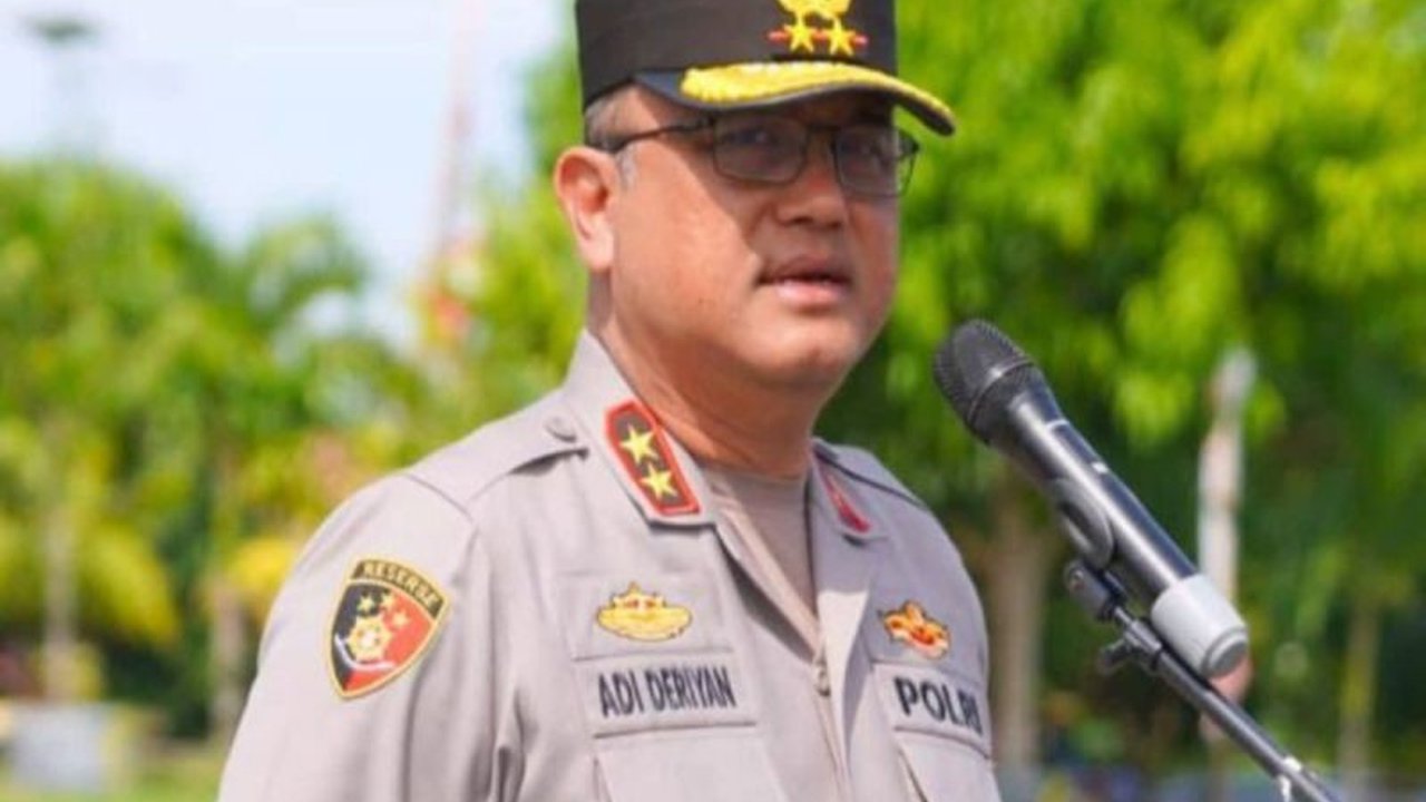 Kapolda Sulbar Irjen Pol Adi Deriyan Jayamarta instruksikan jajaran tingkatkan komunikasi warga untuk strategi pengamanan. Apa saja langkah komprehensifnya?