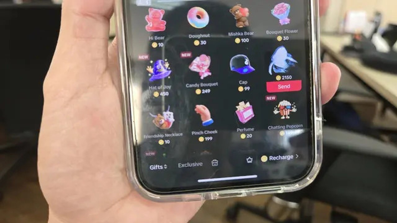 Gift Paus TikTok yang bisa diberikan kepada kreator saat live streaming (Liputan6.com/ Agustin Setyo Wardani)
