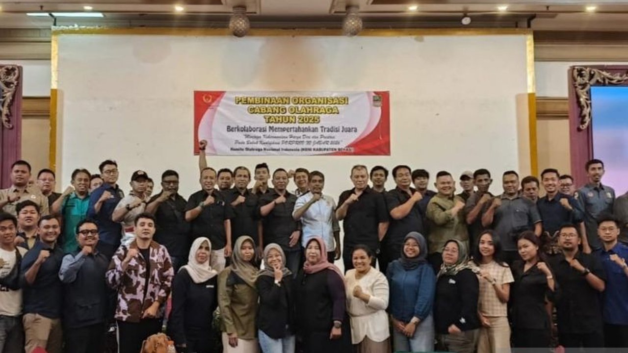 KONI Bekasi bertekad kuat mempertahankan gelar juara umum Porprov Jabar 2026. Simak strategi mereka untuk meraih hattrick dan mengatasi tantangan anggaran.