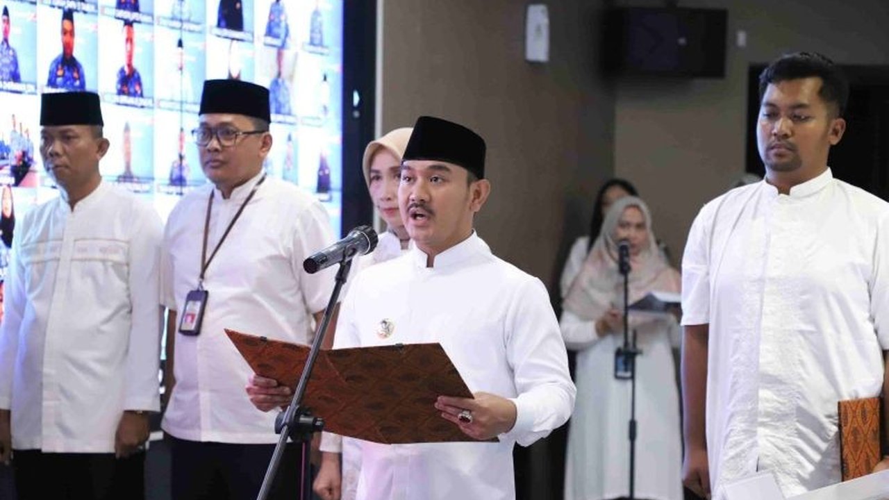 Pemkab Bekasi resmi menambah 981 PPPK untuk tingkatkan pelayanan publik. Apa saja formasi yang dibuka dan bagaimana komitmen Pemkab Bekasi terhadap penataan tenaga honorer?