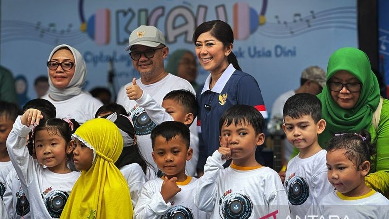 Kemendikdasmen kembali menghidupkan lagu anak sebagai media pembelajaran melalui KICAU 2025. Mengapa lagu anak penting dan bagaimana KICAU menjawab kerinduan ini?