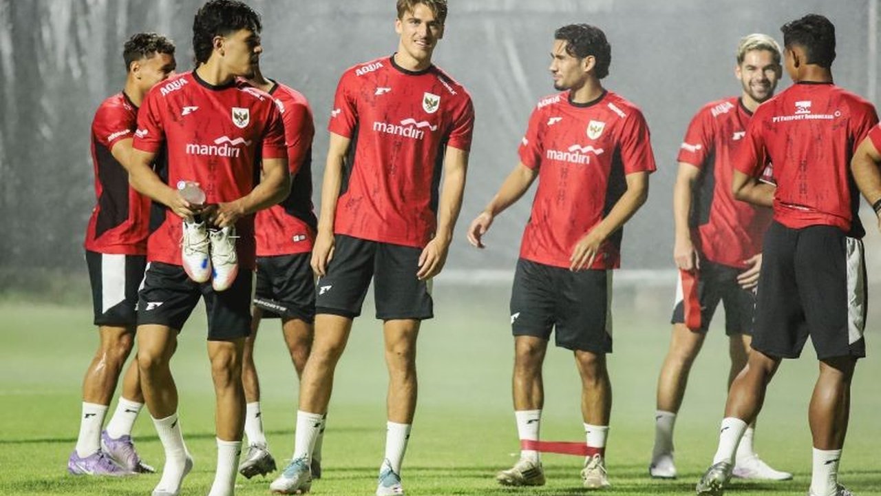 Kehadiran striker muda Mauro Zijlstra di Timnas Indonesia disambut antusias Patrick Kluivert. Simak alasan di balik pemanggilan mendadak ini untuk FIFA Match Day yang krusial.