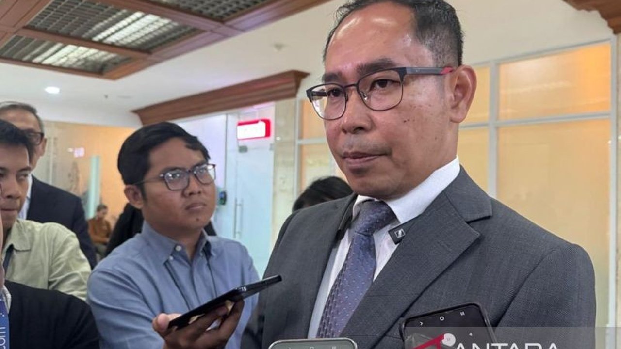 Kementerian Luar Negeri memastikan WNI aman dari dampak Gempa Kamchatka berkekuatan 8,7 magnitudo. Simak upaya pemerintah dan peringatan dini yang dikeluarkan.