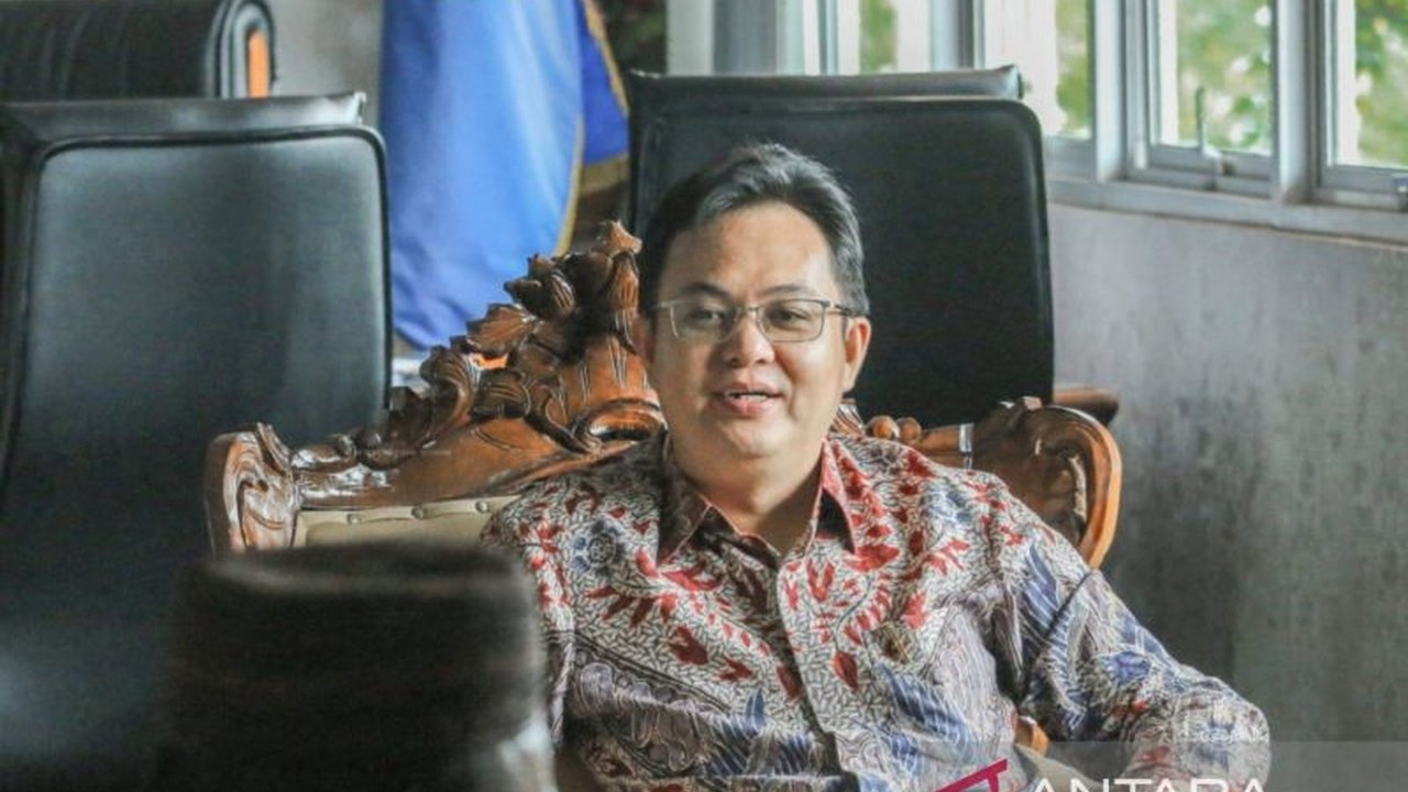 Pemkab Bangka Barat bagikan Peta Batas Desa yang telah disahkan untuk cegah sengketa wilayah, menjadi inisiatif pertama di Kepulauan Bangka Belitung. Simak detailnya!