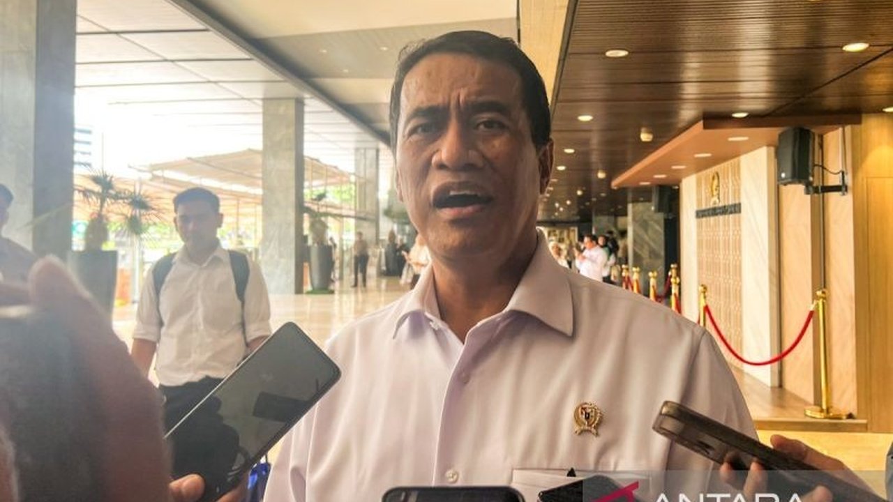 Menteri Pertanian memastikan pasokan Beras SPHP melimpah di pasar tradisional dan ritel modern dengan harga terjangkau. Benarkah stok nasional aman meski harga sempat naik?
