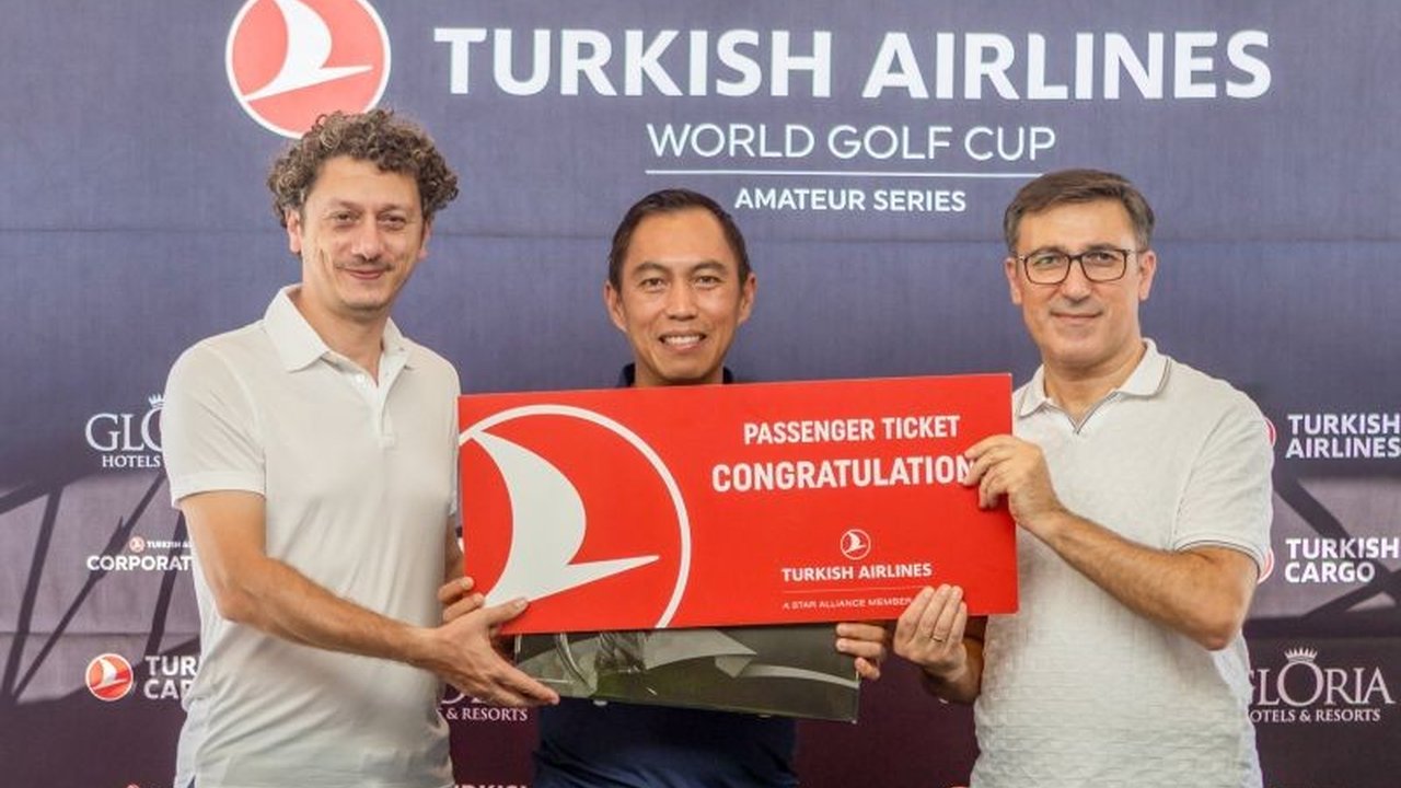 Oscar Golf Indonesia, pegolf berbakat, akan mewakili Tanah Air di final Turkish Airlines World Golf Cup 2025 di Antalya. Penasaran bagaimana ia meraih tiket bergengsi ini?