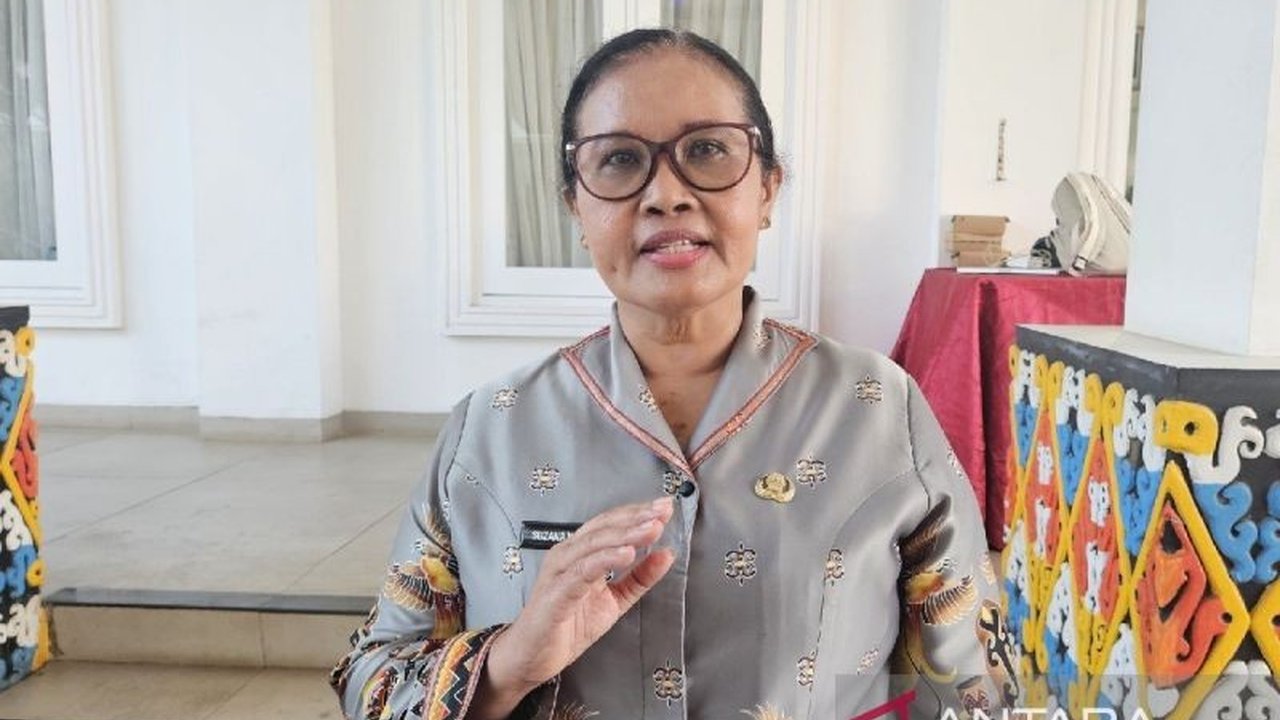 Pemprov Papua mendesak ASN yang bertugas di luar wilayah untuk segera mengurus Mutasi ASN Papua. Jika tidak, hak-hak kepegawaian mereka akan dihentikan karena kerugian daerah mencapai Rp5 miliar.