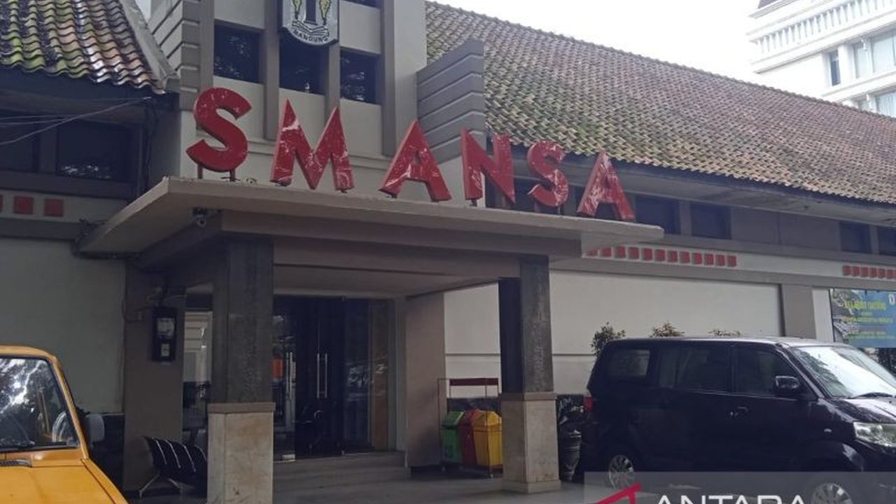 SMAN 1 Bandung berhasil memenangkan banding sengketa lahan yang diajukan PLK. Meski demikian, pihak sekolah menyiapkan langkah antisipasi jika PLK mengajukan kasasi.