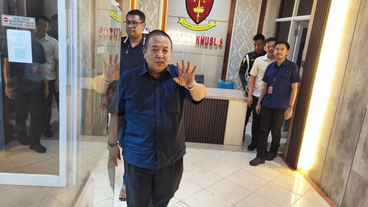 Mantan Gubernur Lampung Arinal Djunaidi buka suara terkait penempatan dana Participating Interest (PI) 10 persen WK OSES di Bank Lampung. Mengapa dana miliaran dolar itu dialihkan?