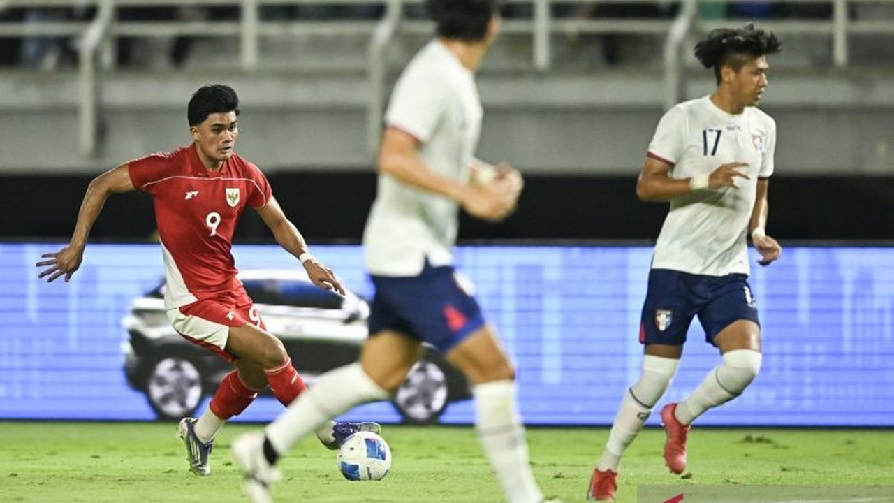 Ramadhan Sananta kembali menunjukkan ketajamannya dengan mencetak brace, membawa Timnas Indonesia unggul telak 5-0 atas Taiwan dalam laga FIFA Match Day yang penuh kejutan.