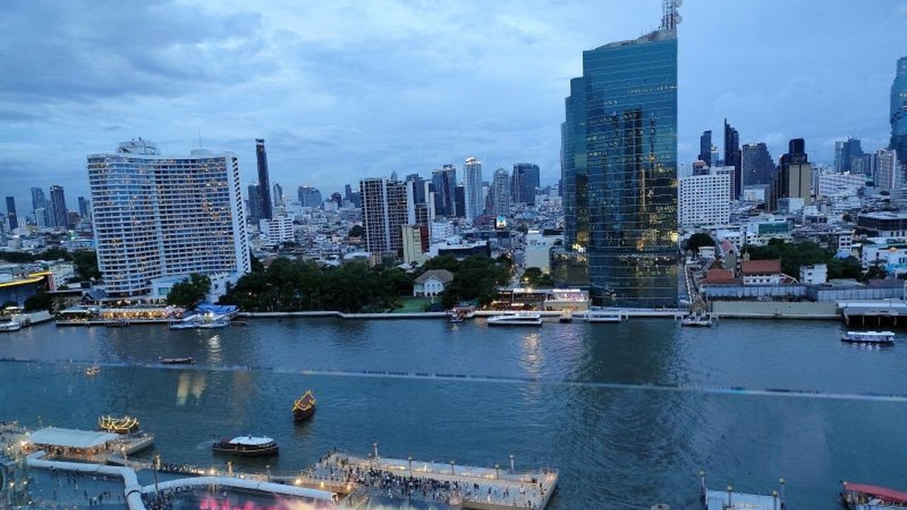 Pemerintah China secara resmi mengucapkan selamat atas terpilihnya Anutin Charnvirakul sebagai Perdana Menteri Thailand ke-32. Siapa sebenarnya sosok pemimpin baru ini?