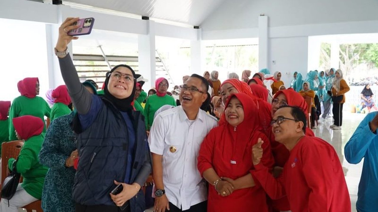 Pemerintah Kabupaten Sigi mendorong ribuan Lansia Aktif Sigi untuk terus produktif dan berpartisipasi dalam kegiatan masyarakat. Simak bagaimana inisiatif ini meningkatkan kualitas hidup mereka!