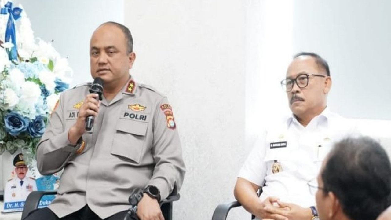 Polda Sulbar merancang sistem pengawasan kolaboratif MBG yang inovatif, menggabungkan visitasi lapangan dan aplikasi IT untuk menjamin gizi anak. Penasaran bagaimana program Makan Bergizi Gratis ini akan lebih transparan dan tepat sasaran?