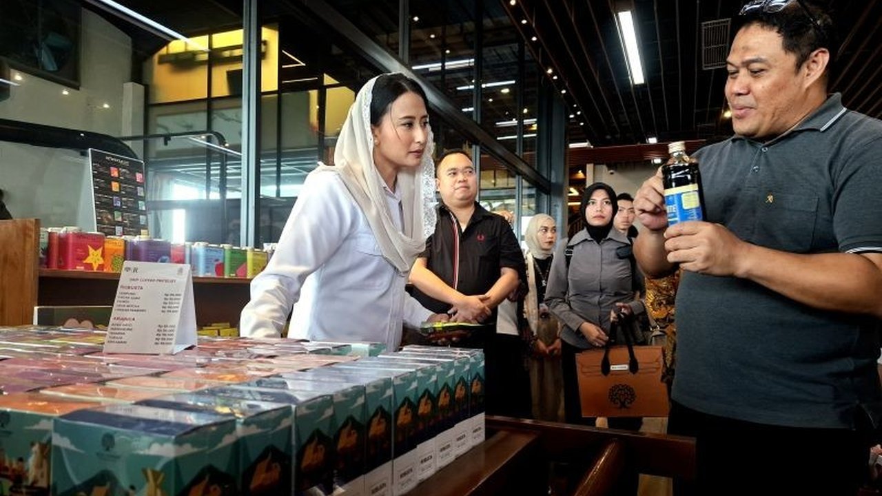 Pemerintah terus berupaya meningkatkan performa ekspor komoditas daerah, khususnya kopi robusta Lampung yang ekspornya melejit 69%. Simak strategi Wamendag dan potensi besar ini!