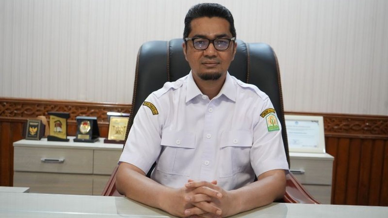 Mulai tahun 2025, mekanisme pembayaran Tunjangan Profesi Guru (TPG) akan langsung disalurkan oleh Kemendikdasmen ke rekening guru. Simak detail perubahan dan dampaknya!