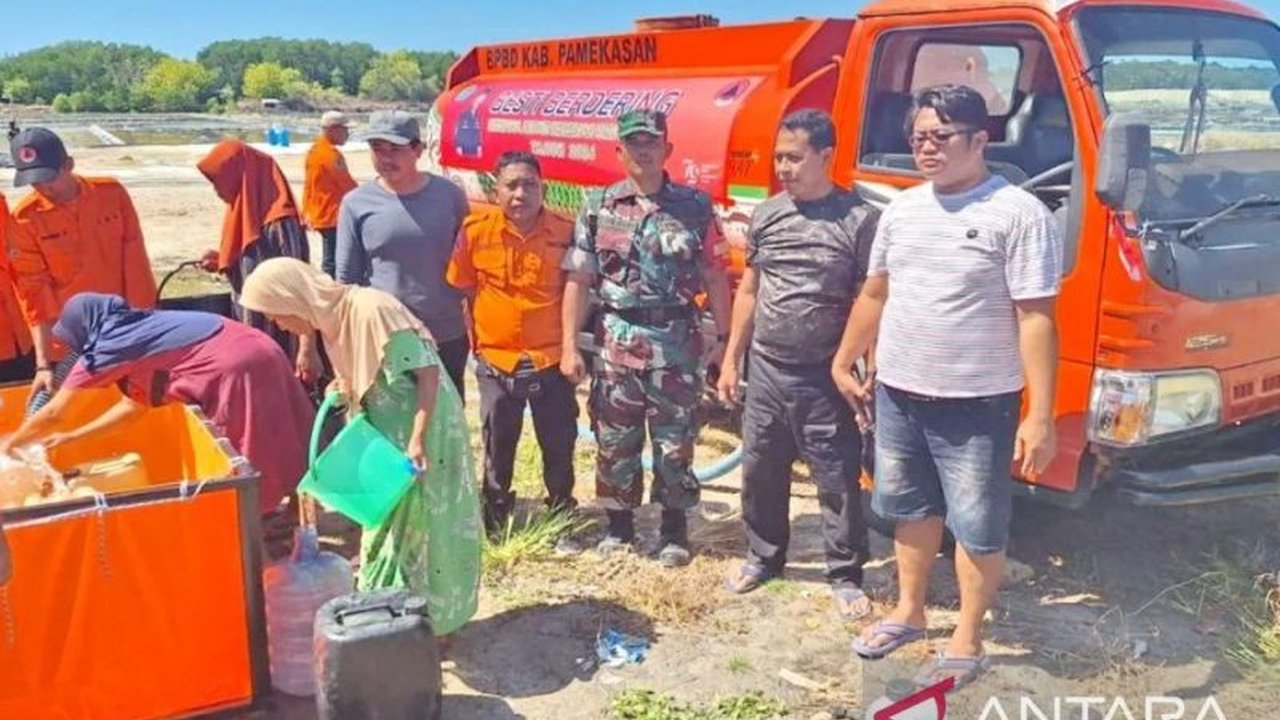 Pemerintah Kabupaten Pamekasan serius mengatasi krisis air bersih dengan Pembangunan SPAM di 73 titik rawan kekeringan. Simak bagaimana program ini menjadi solusi jangka panjang bagi warga.