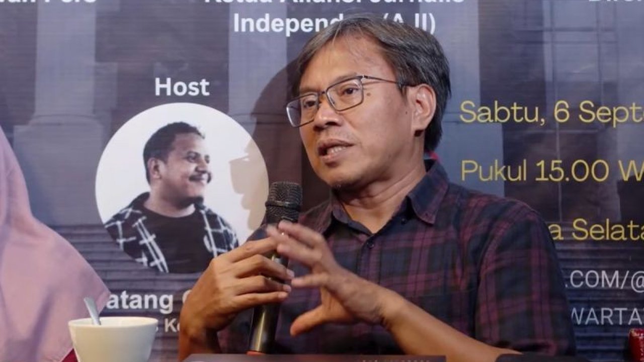 Dewan Pers menilai uji materi UU Pers krusial untuk perjelas makna perlindungan hukum bagi wartawan. Mengapa Pasal 8 UU Pers dianggap multitafsir dan apa dampaknya?