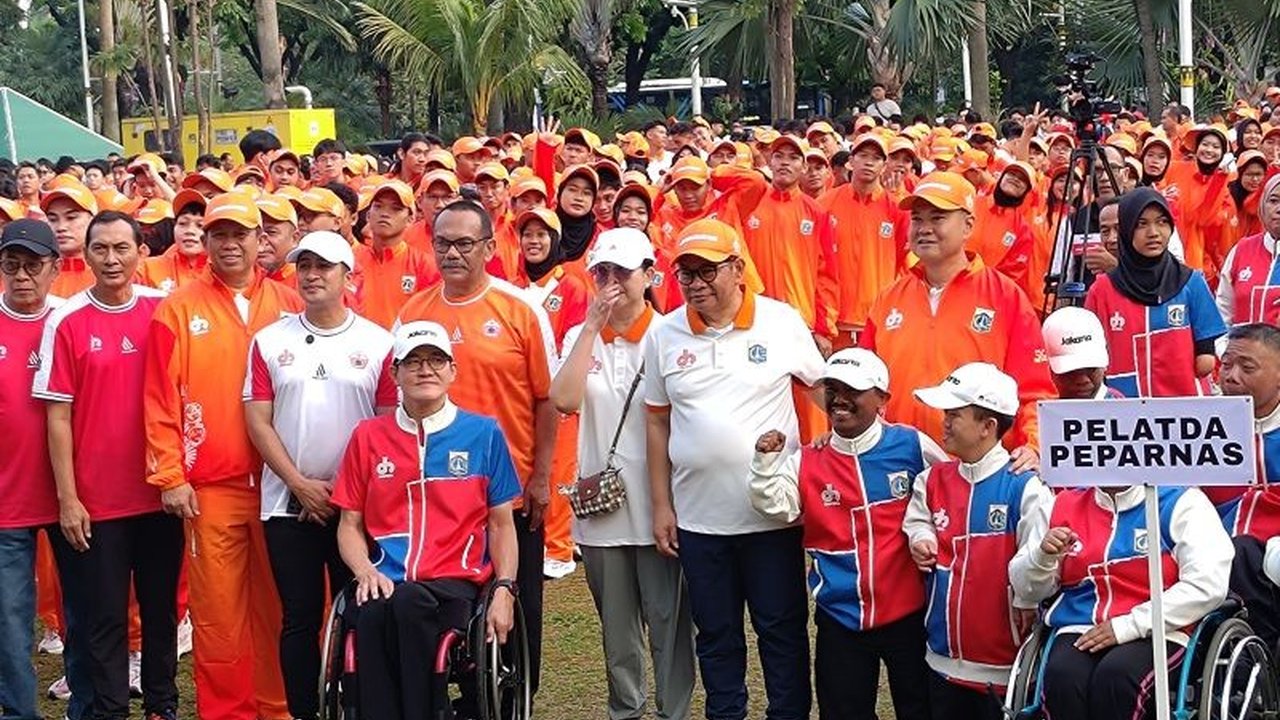 Gubernur DKI Jakarta Pramono Anung memiliki ambisi besar. Ia menargetkan Jakarta meraih predikat juara umum di berbagai ajang olahraga nasional, termasuk PON 2028. Simak strategi dan persiapan lengkapnya!