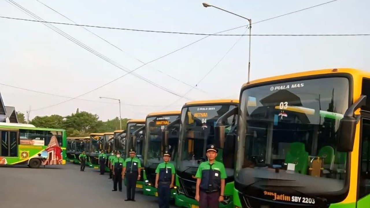 Wali Kota Malang pastikan Operasional Trans Jatim Malang akan dimulai dari Terminal Hamid Rusdi pada Oktober 2025. Simak dampaknya bagi ekonomi lokal dan kemudahan transportasi!