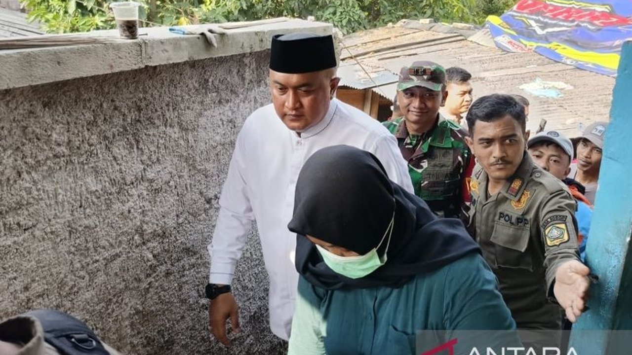 Majelis Taklim Asohibiyah ambruk di Ciomas, Bogor, menelan lebih dari 80 korban. Apa penyebab utama tragedi ini dan bagaimana nasib para korban?