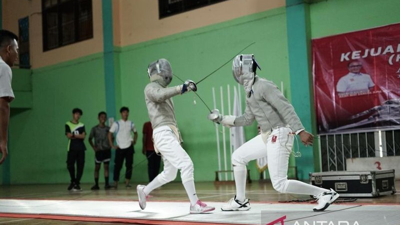 Atlet anggar Jambi terbaik dari Kejurprov, termasuk juara umum Kabupaten Tebo, akan dipersiapkan untuk Kejurnas di Aceh. Akankah mereka membawa pulang medali emas?