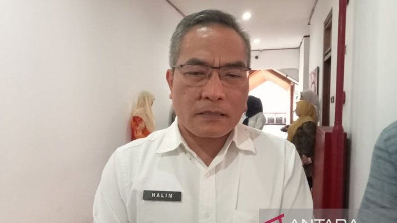 Pemerintah Kabupaten Bantul menargetkan seluruh sekolah negeri teraliri jaringan telekomunikasi gratis. Inisiatif ini bertujuan mendukung pembelajaran digital dan mengatasi blank spot di daerah pelosok.