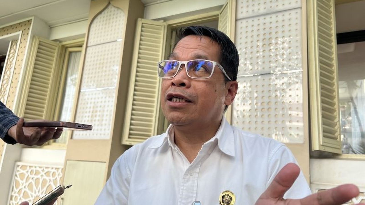 Kementerian ESDM akan melelang 7 blok migas tambahan pada September ini, sebagai bagian dari target 75 blok hingga 2028. Langkah ini diharapkan dapat meningkatkan produksi migas nasional.