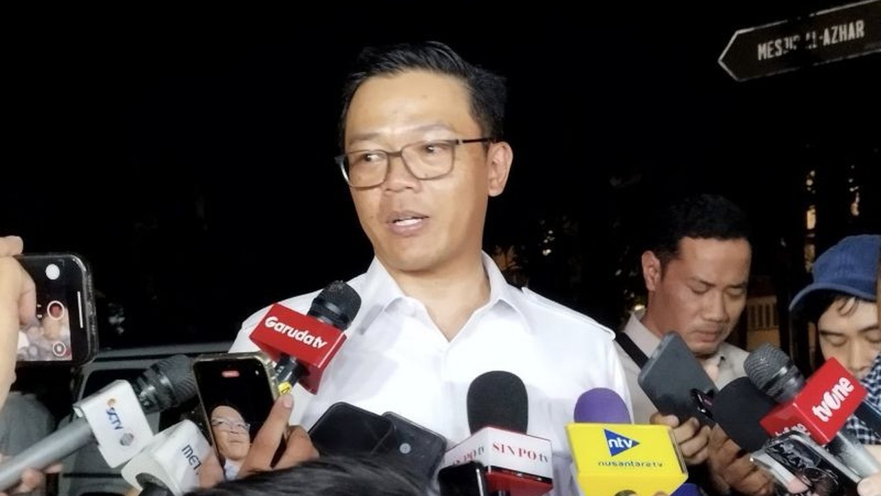 Ketua Umum Partai Gerindra, Prabowo Subianto, baru-baru ini mengumpulkan fraksi Prabowo Gerindra DPR RI. Ada pesan penting terkait tingkah laku dan program pemerintah yang disampaikan.