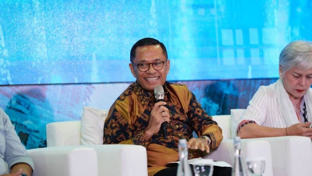 Wakil Ketua Umum Kadin Perindustrian Saleh Husin yakin **Reshuffle Kabinet** Presiden Prabowo Subianto akan membawa energi baru bagi kebijakan sektor riil. Bagaimana dampaknya?