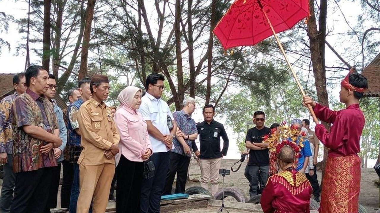 Kementerian Pariwisata RI menyatakan Potensi Wisata Bangka Belitung sangat besar untuk menjadi destinasi kelas dunia. Apa saja yang membuat Babel begitu istimewa dan layak dikunjungi?