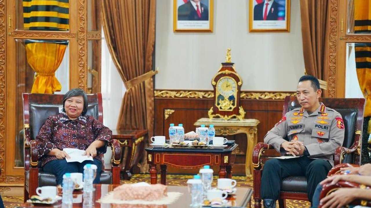 Kapolri Jenderal Listyo Sigit Prabowo mengajak Komnas HAM bersinergi dalam pengawasan pengamanan unjuk rasa. Bagaimana sinergi Polri Komnas HAM ini akan memastikan hak asasi masyarakat tetap terjaga?