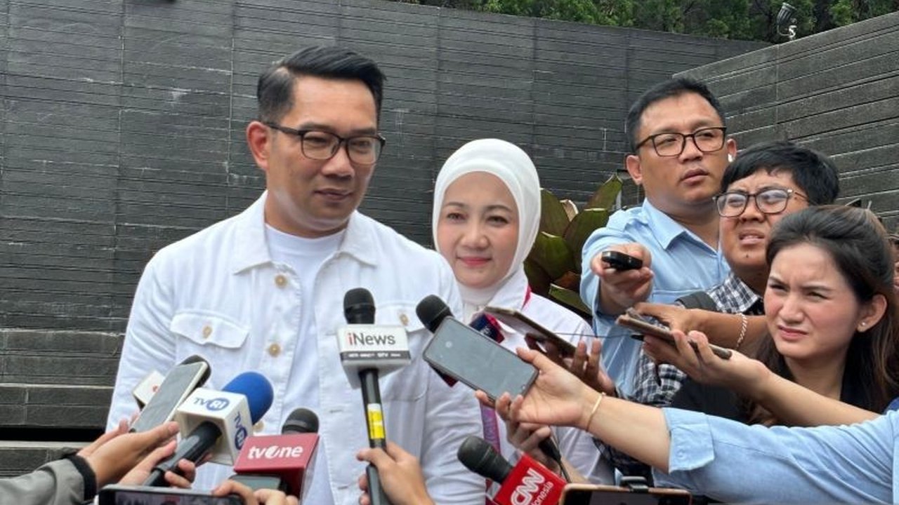 Komisi Pemberantasan Korupsi (KPK) masih menunggu jadwal pemanggilan mantan Gubernur Jawa Barat Ridwan Kamil terkait kasus korupsi Bank BJB, setelah selebgram Lisa Mariana diperiksa. Sudah 165 hari sejak rumah Ridwan Kamil digeledah, kapan giliran ia dipa