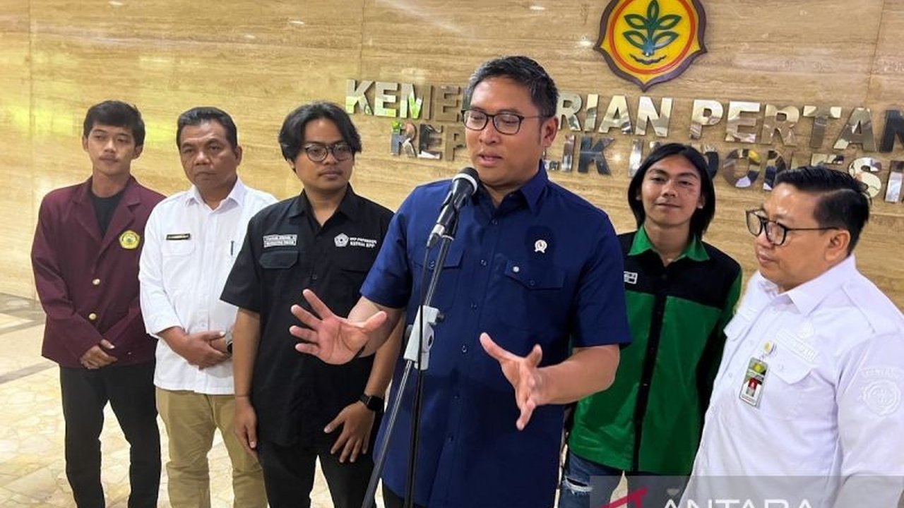 Wakil Menteri Pertanian menekankan pentingnya Keseimbangan Harga Pangan demi kesejahteraan petani dan konsumen. Cari tahu bagaimana pemerintah menjaga stabilitas ini.