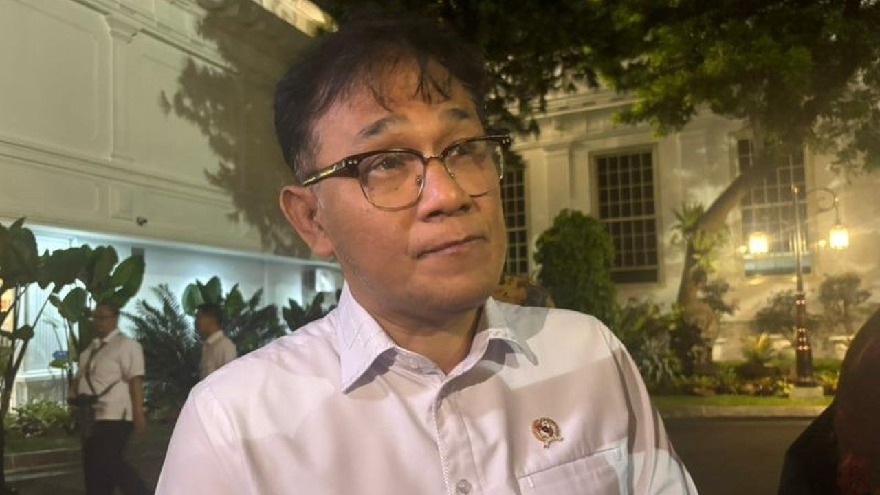 Kepala BP Taskin Budiman Sudjatmiko membantah keras isu reshuffle kabinet yang menyeret namanya. Ia menegaskan masih fokus pada tugasnya di BP Taskin, entaskan kemiskinan.