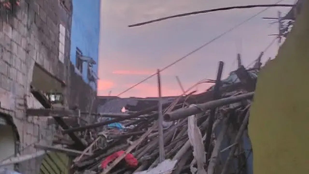 Ledakan keras terjadi di Tangerang Selatan