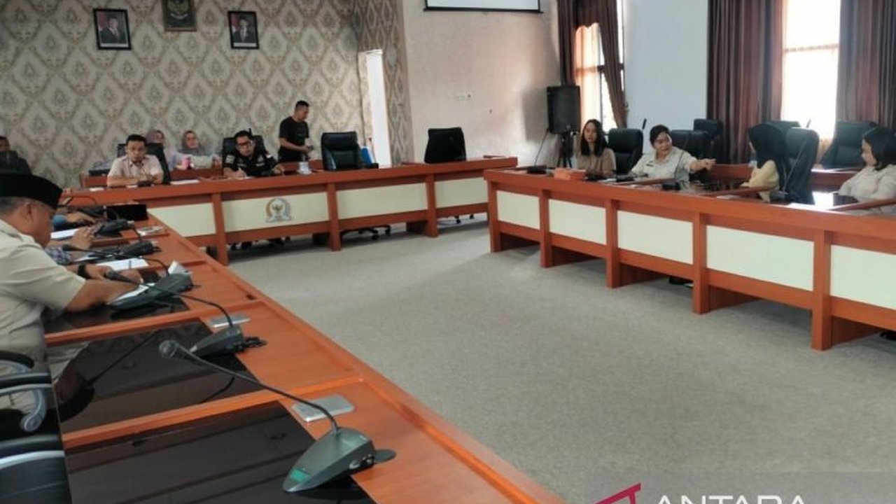 DPRD Rejang Lebong meminta pengelola dapur Makan Bergizi Gratis (MBG) terbuka untuk pengawasan. Sempat ditolak saat sidak, bagaimana kelanjutan Pengawasan Dapur MBG Rejang Lebong ini?
