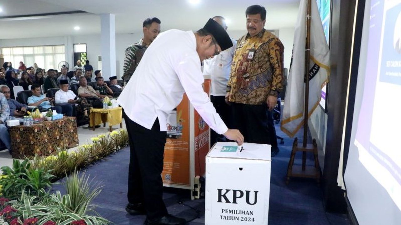 Pemkot Tangerang mengajak mahasiswi untuk aktif di dunia politik demi memenuhi kuota Keterwakilan Perempuan DPRD Tangerang yang masih jauh dari target. Peluang besar menanti!