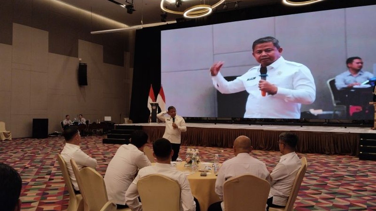 Direktorat Jenderal Pemasyarakatan (Ditjenpas) menggelar **pelatihan penyebaran informasi** bagi Kepala Lapas se-Sumatera Selatan. Tujuannya? Meningkatkan transparansi dan kepercayaan publik.