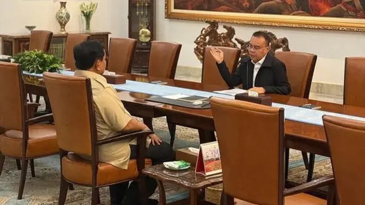 Presiden Prabowo Subianto bertemu dengan Wakil Ketua DPR Sufmi Dasco Ahmad di Istana Merdeka Jakarta. (Foto Instagram @sekretariat.kabinet).