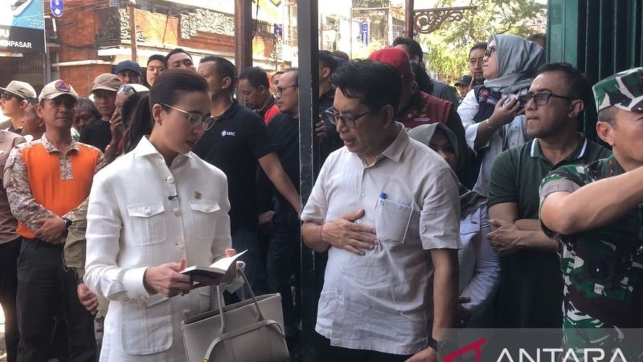 Menteri Pariwisata Widiyanti Putri Wardhana menegaskan tidak ada dampak signifikan terhadap Pariwisata Bali Pasca Banjir, bahkan kunjungan wisatawan tetap tinggi. Cari tahu selengkapnya!
