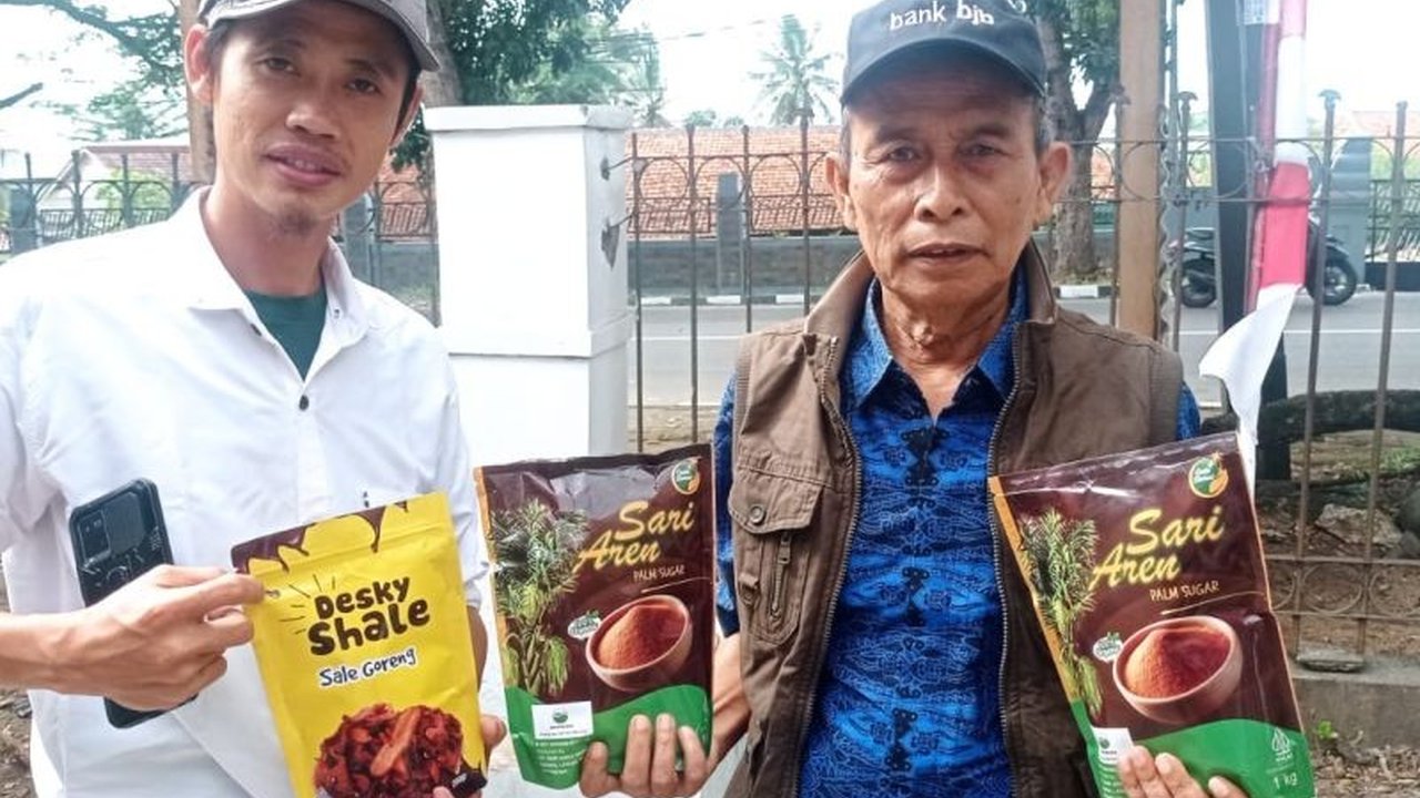 Koperasi Desa Merah Putih di Lebak berhasil membebaskan ratusan UMKM dari rentenir dan pinjol ilegal. Simak bagaimana model simpan pinjam mereka mengubah ekonomi desa!