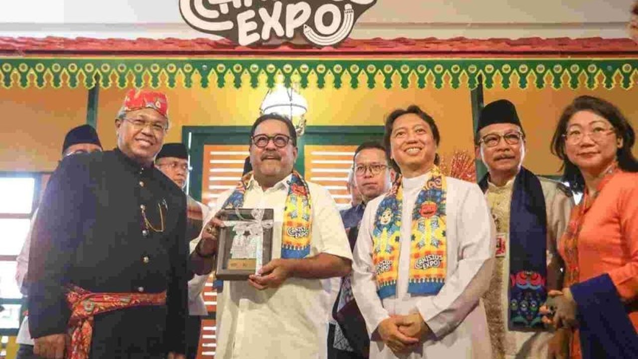 Wakil Gubernur DKI Jakarta, Rano Karno, menekankan pentingnya pendidikan berbasis budaya sebagai fondasi membangun Jakarta sebagai kota global yang berkarakter. Mengapa ini krusial?