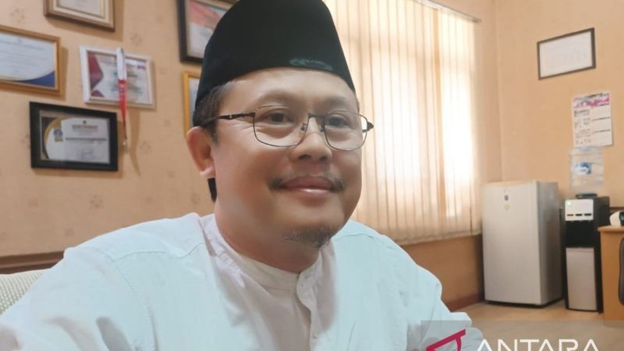 Pemerintah Kabupaten Cianjur mengalokasikan Rp2,8 miliar untuk membangun Kawasan Peternakan Cianjur di Campaka, menghadirkan sapi perah dan ayam buras demi ketahanan pangan dan gizi masyarakat. Penasaran detailnya?
