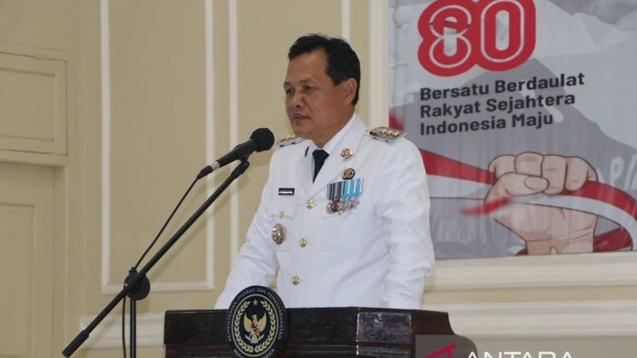 Bupati Muara Enim mendesak PT Supreme Energy Rantau Dedap (SERD) menyediakan fasilitas Listrik Gratis PT SERD bagi warga miskin, terutama di Desa Segamit yang kaya panas bumi namun belum teraliri listrik.