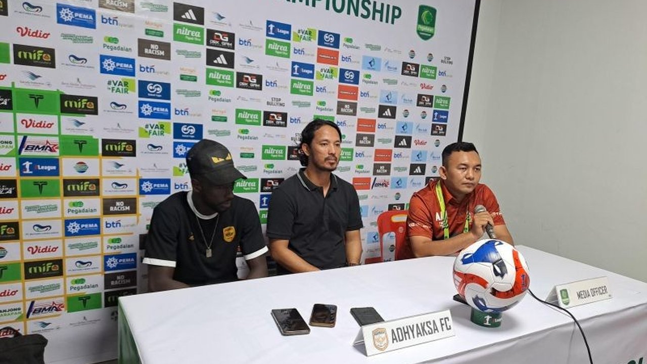 Pelatih Adhyaksa FC, Ade Suhendra, mengungkapkan **perubahan strategi Adhyaksa FC** di menit-menit terakhir menjadi faktor penentu kemenangan 3-2 atas Persiraja Banda Aceh. Apa rahasianya?