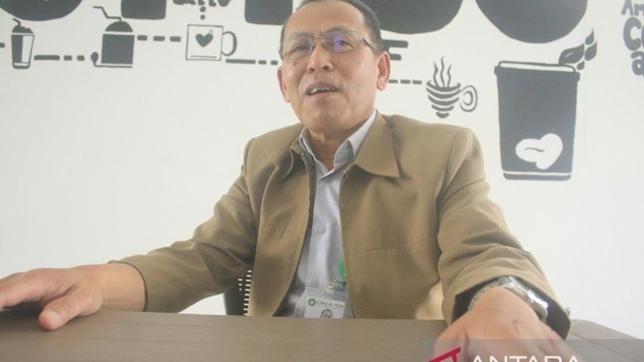 Baznas Jayawijaya memiliki program unggulan 'Jayawijaya Cerdas' yang fokus membantu biaya pendidikan pelajar dan mahasiswa kurang mampu, termasuk 20 mahasiswa di Wamena. Bagaimana program ini bekerja dan apa saja inisiatif lainnya?